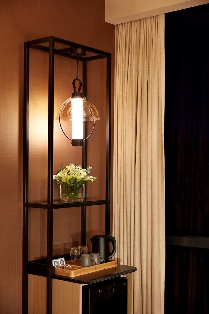 Momentus Hotel Alexandra Singapur Zimmer foto